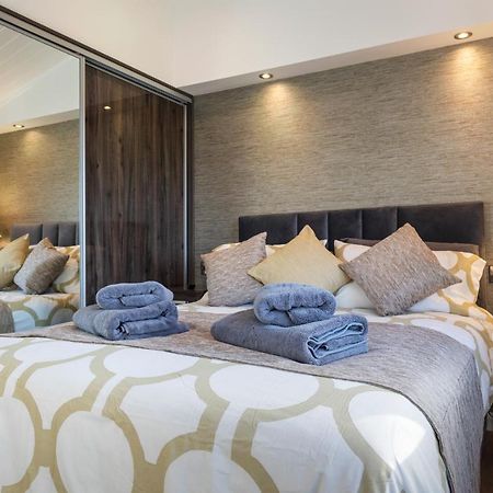 Hiraeth - Luxury Lodge With Hot Tub, Close To Beach Penally 外观 照片